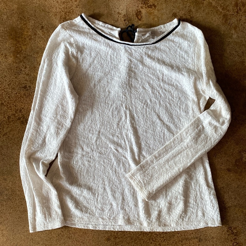 Ann Taylor LOFT cream Lace Velvet Bow Tie Shirt blouse top